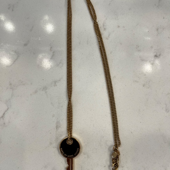 Marc Jacobs necklace - Picture 2 of 3